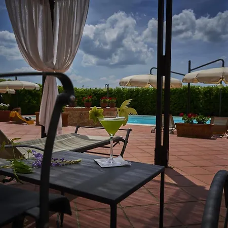 Hotel Curina 4*