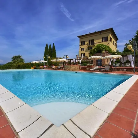 Curina Hotel 4*